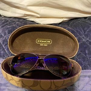 Coach HC 7047 (L103 Christina) Sunglasses